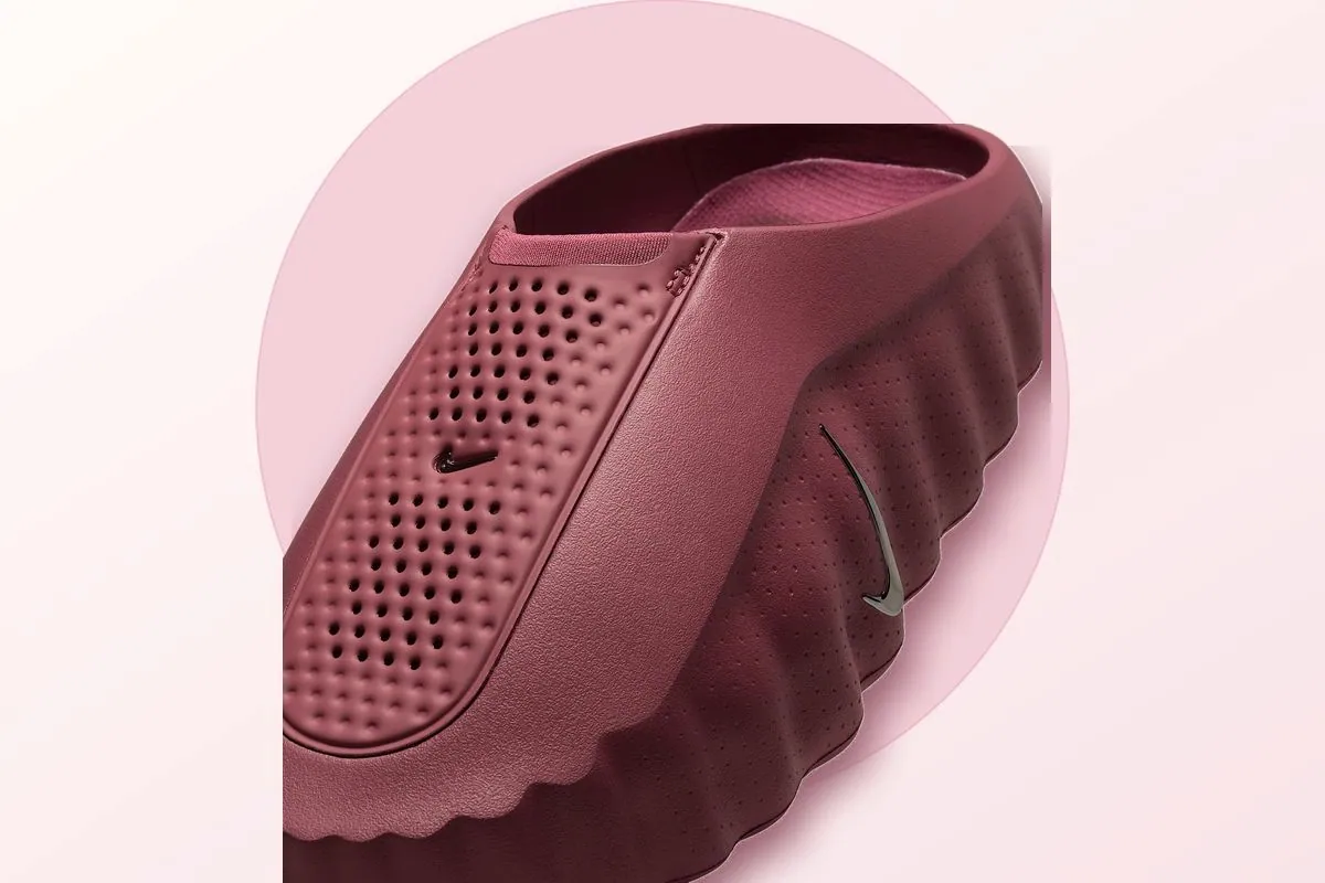 Detalle del empeine perforado de las Nike Mind 001